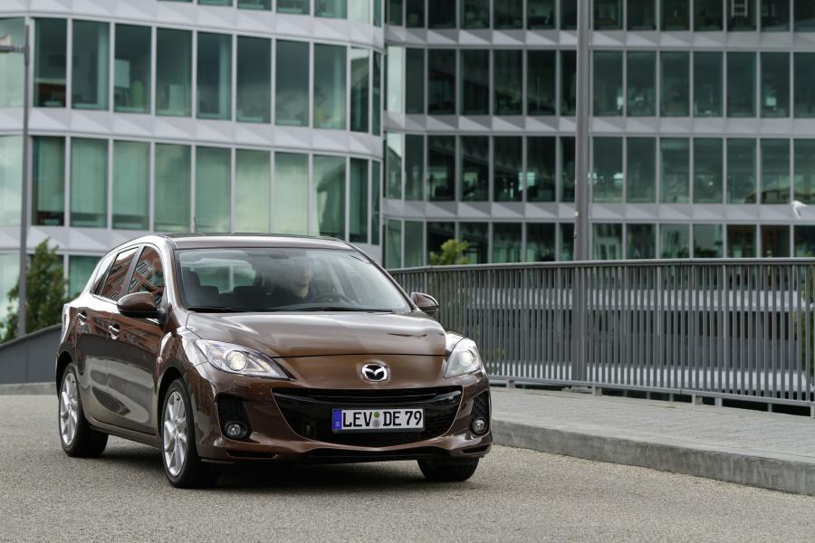  Mazda3 Hatchback 2011 года  (фото 30 из 57)